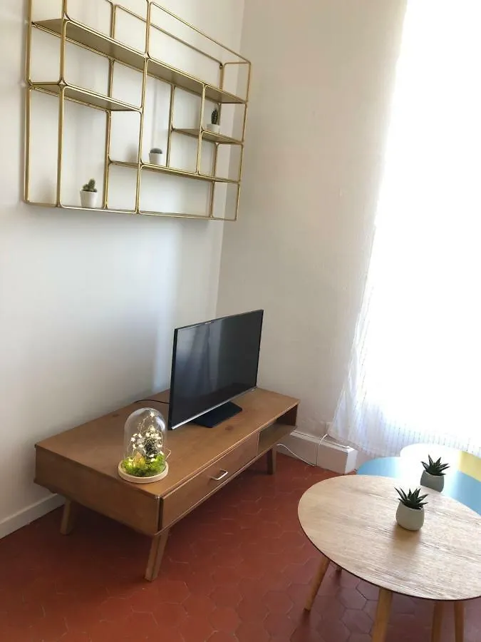 #T2 Intra-Muros Avignon Apartment