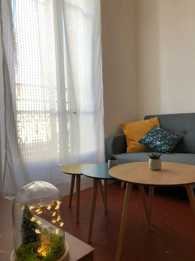 #T2 Intra-muros Aviñón Apartamento